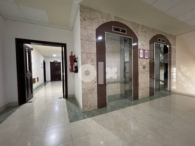 Office l Semi-Fitted l Bright l Spacious 15