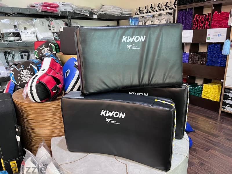 'kwon' training pads 0