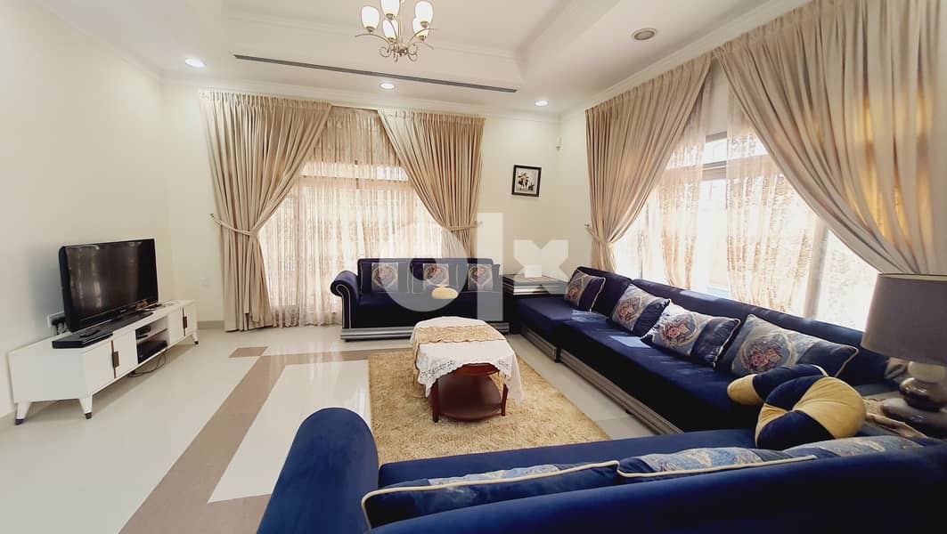 4 Bed Spacious 2 Storery Private Villa with Pool 3