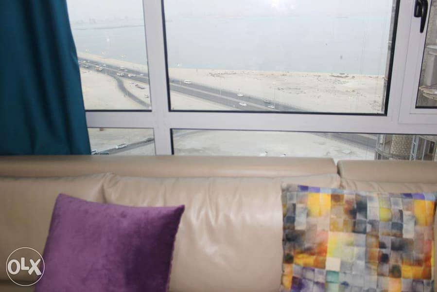 Sea view 1 BR in Juffair Good Investment 4