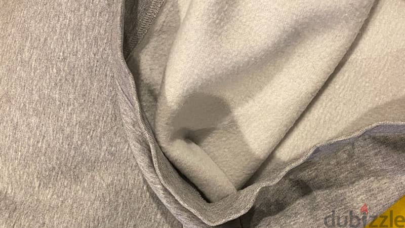 Lacoste sweatshirt - M - From Amazon 6