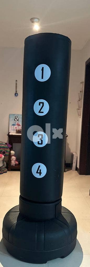 Punching bag (stand) 80BD