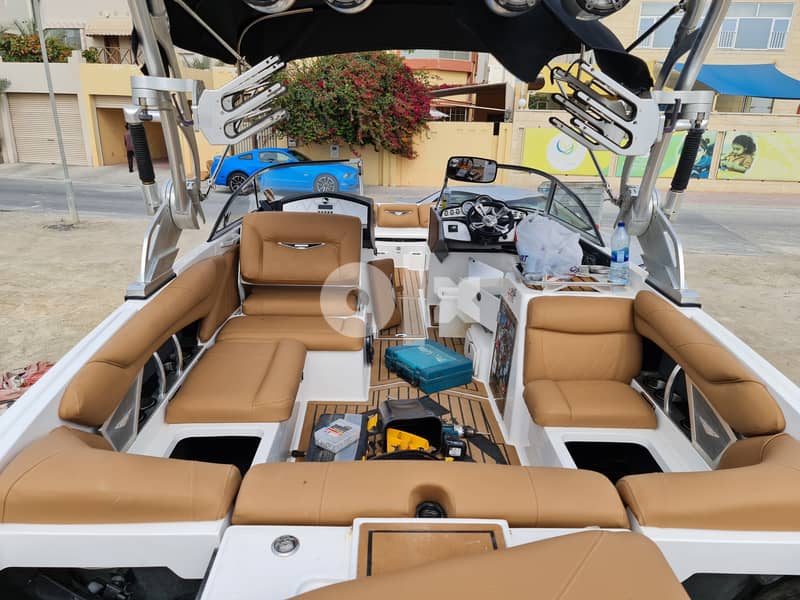 Boat seats, canopy, protection covers 10