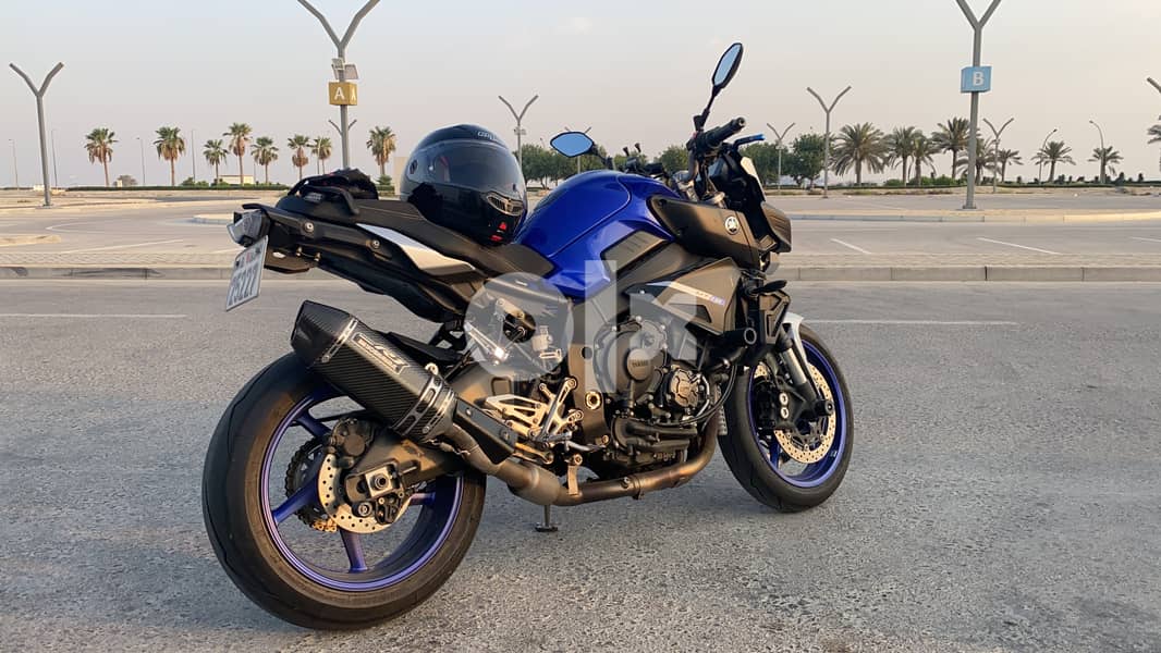 YAMAHA MT10 5