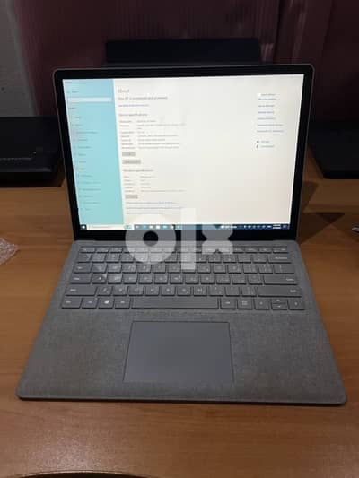 Microsoft Surface Laptop Core i7 16GB Ram 512SSD