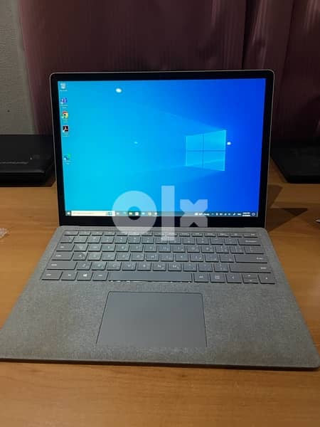 Microsoft Surface Laptop Core i7 16GB Ram 512SSD 2