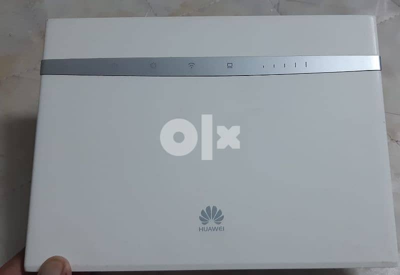 Huawei 4G+300mbps open line router with free delivery 0