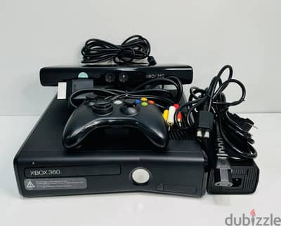 Xbox360 Slim with 2 controller+Kinect for sale Urgent