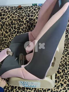 few times used car seat in good condition 0