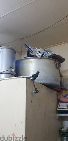 big cooking pot 0