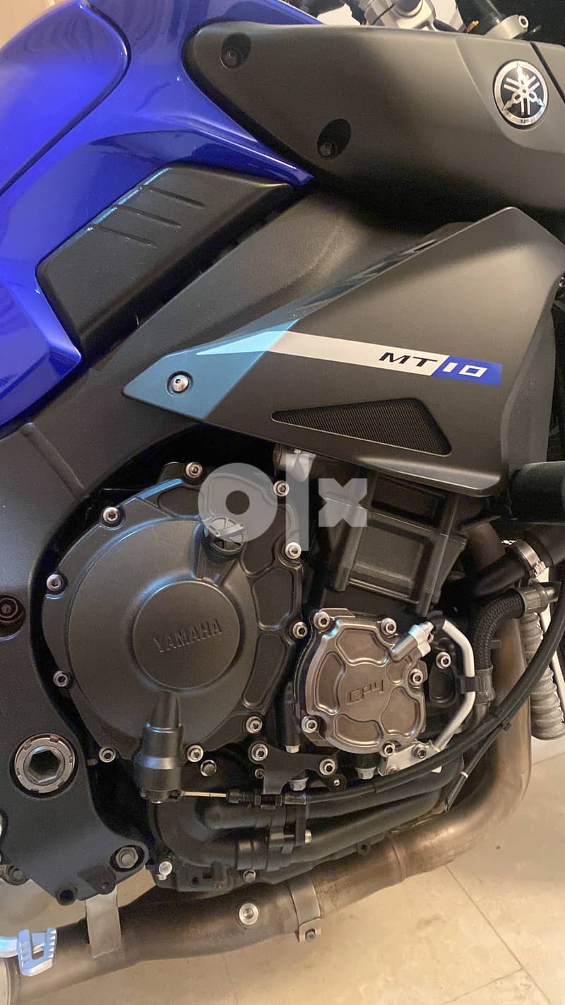 YAMAHA MT10 9