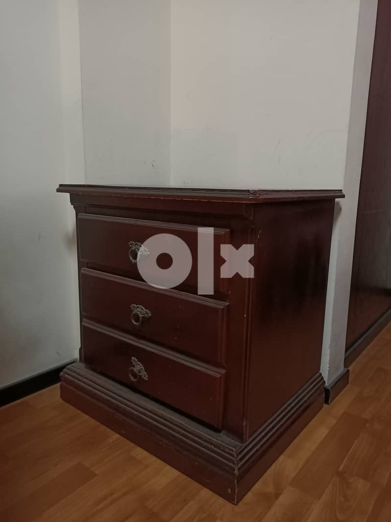 Bedroom Set for Sale 4