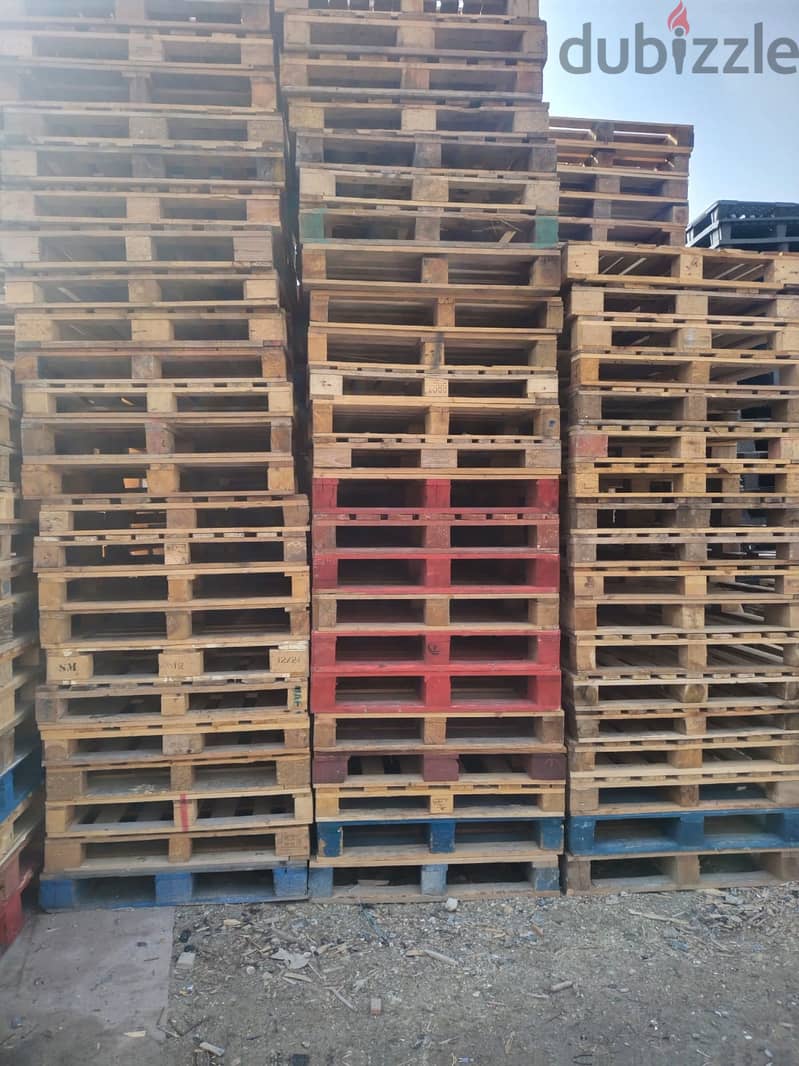 Wooden pallets, used, new, plastic pallet 3