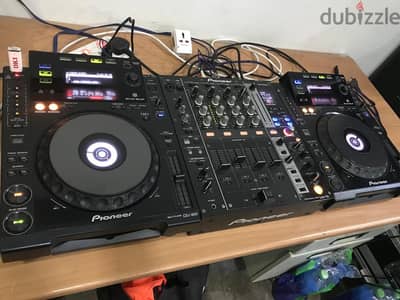 Pioneer CDJ900 w/ DJM800