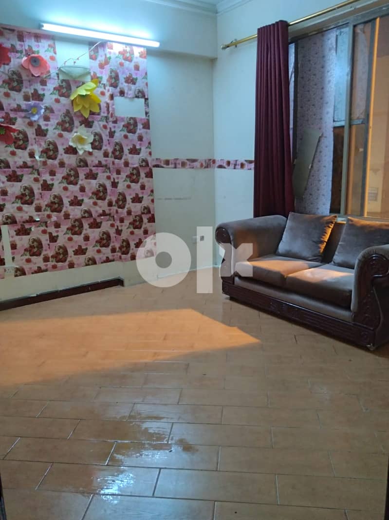 BIG ROOM FOR RENT WITH EWA 115 3