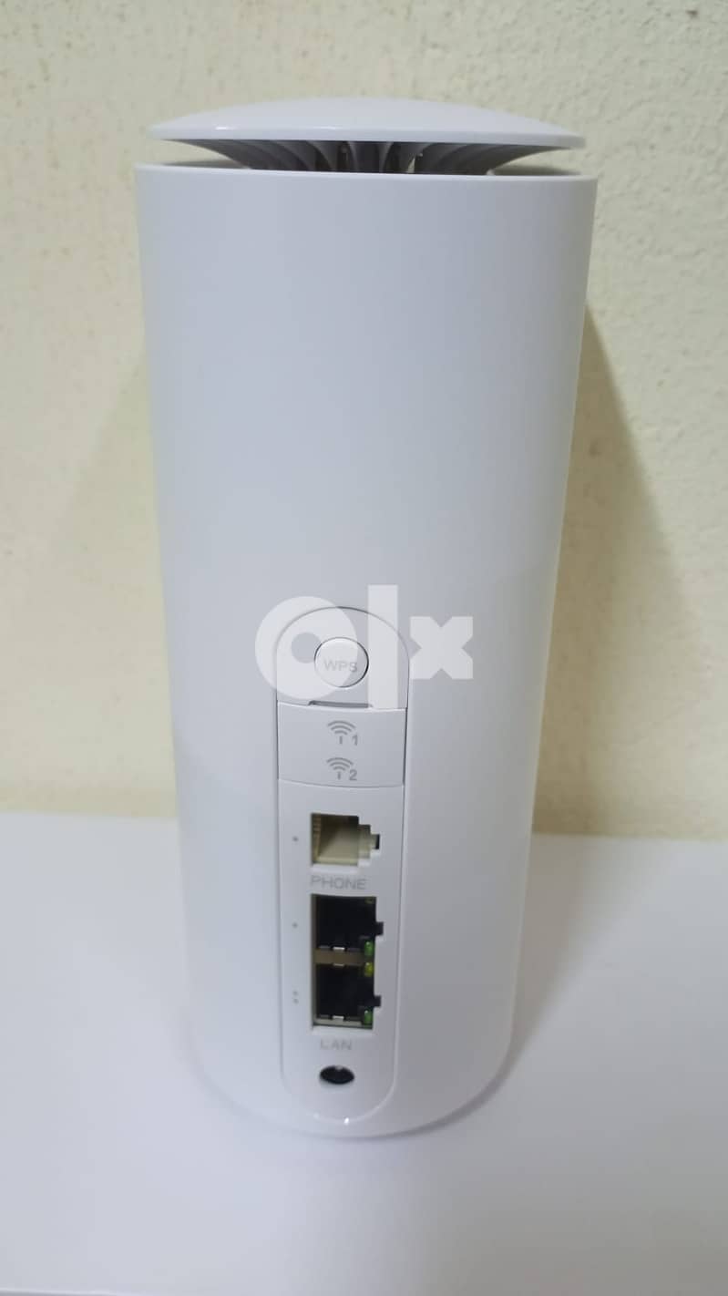 Unlocked  ZTE 5G CPE Router 1