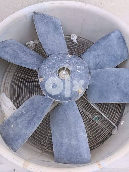 i am buyer chiller and spear part sacrep and second hand in good price 14