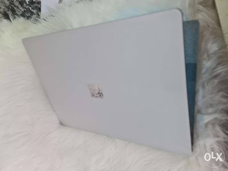 Microsoft i7 8GB 256GB Top excellent conditions 2