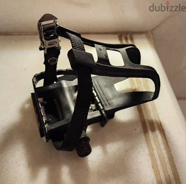 Bike Pedals With Clips And Straps, دواسات دراجة هوائية مع حزام تثبيت 7