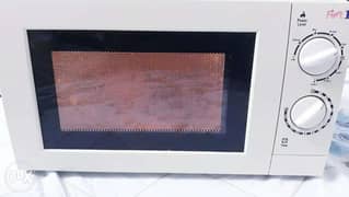 ميكروويف مزود بشواية ٢٠لتر Microwave oven with grill 20littrs 0