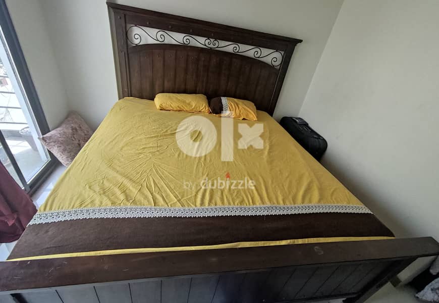 سرير كبير King size 0