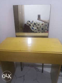 Table with a mirror 0