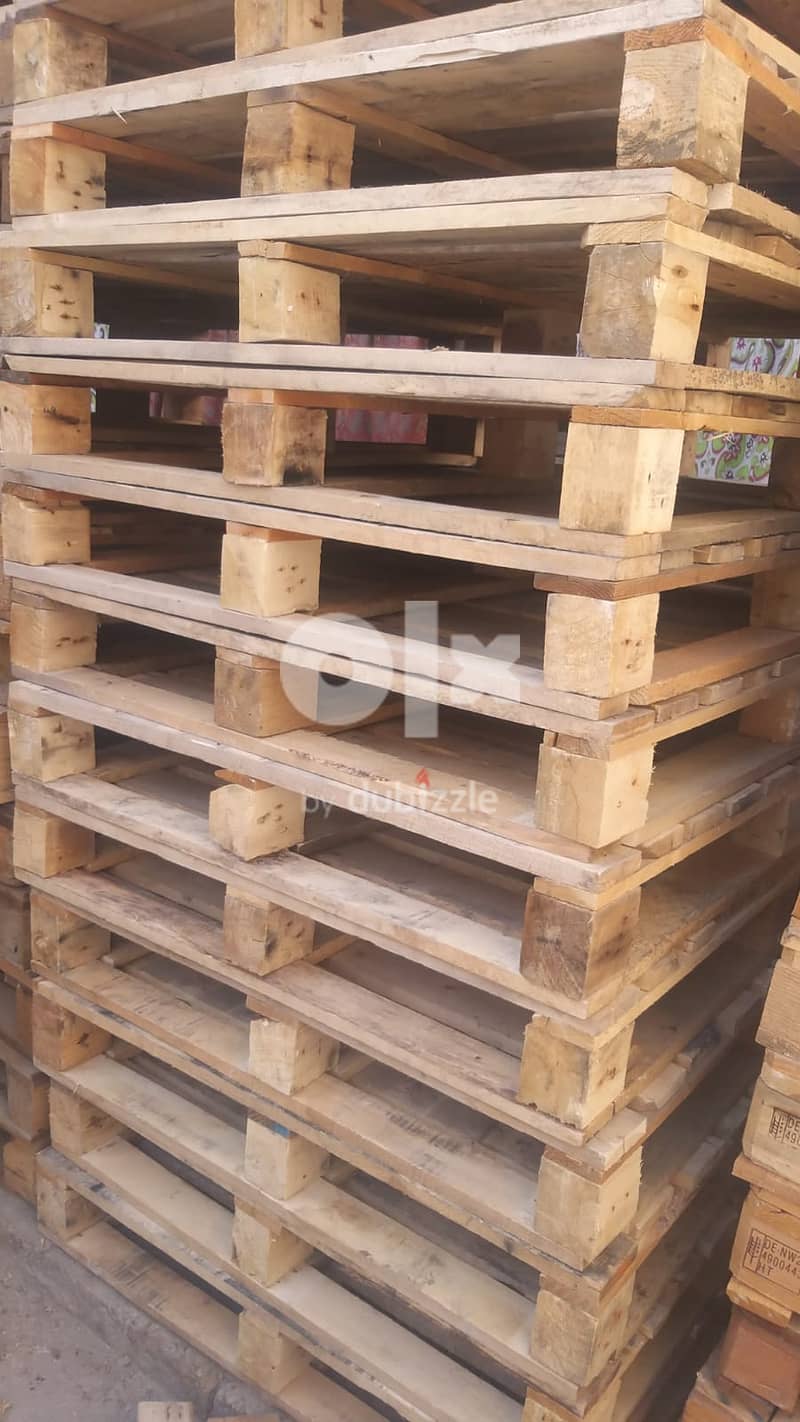 Used, recycled wooden pallets, wooden boxes, crates, liftvan etc 8