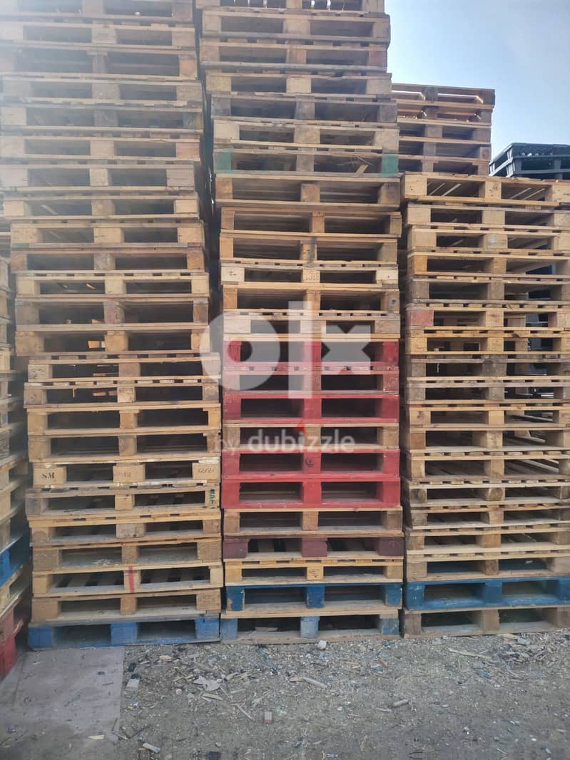 Used, recycled wooden pallets, wooden boxes, crates, liftvan etc 10