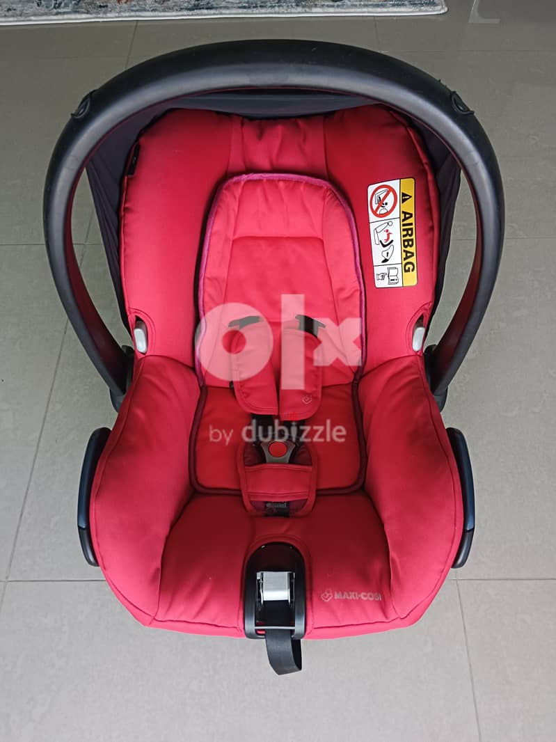 Maxi-Cosi Infant Car Seat 1