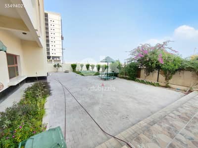 Closed kitchen+garden+balcony+very big+bright