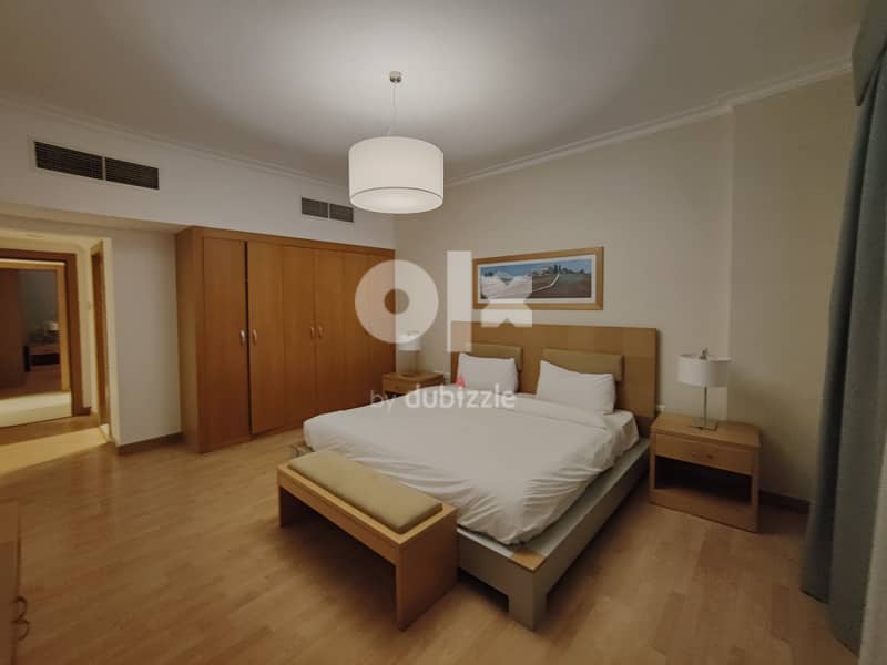 Serviced +inclusive+Balcony+all ensuite+dishwasher 11