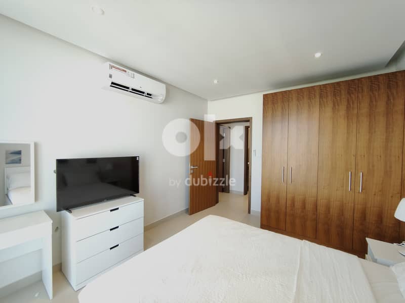 Brand New Modern Living Spacious Balcony/near British club 5