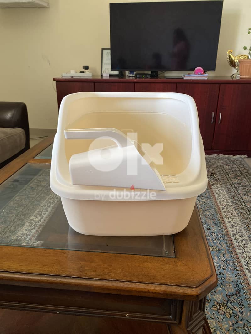 Cat litter box with scooper for Sale 4