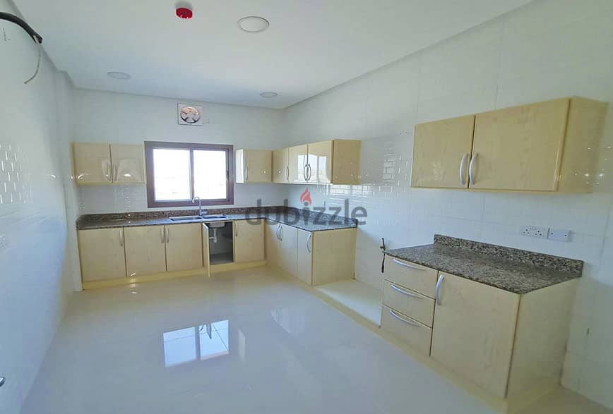 luxury spacious apartment 4 bedrooms 1