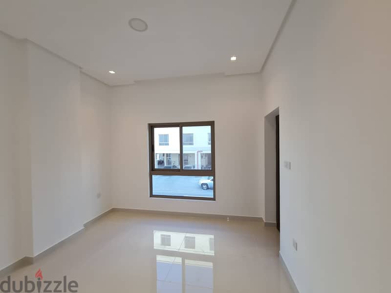 luxury spacious apartment 4 bedrooms 17