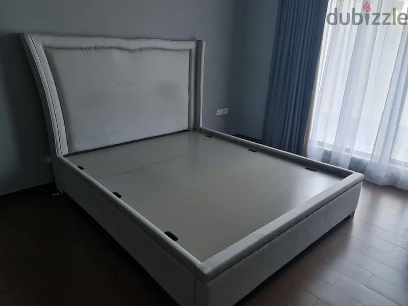 Super king size bed frame 180×210 w/mattress 0