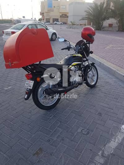 delivery box for sale, box only not the bike plz