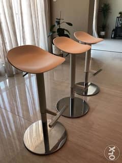 Bar 2025 chairs olx