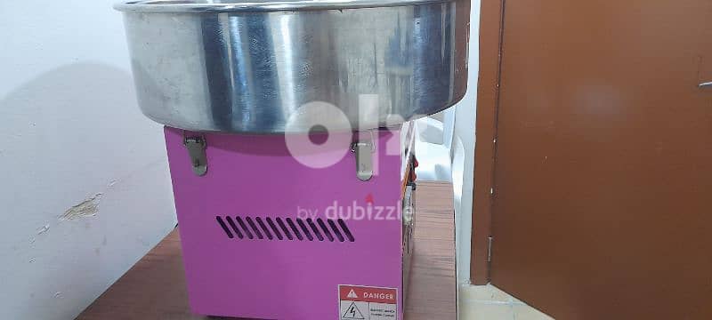 cotton candy machine . 3