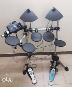 Yamaha DTX500 Electronic Drum Kit 0