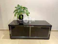 Beautiful Tempered Glass TV table