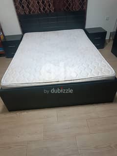 Queen Size Bed with Mattress /side table/dressing table 0