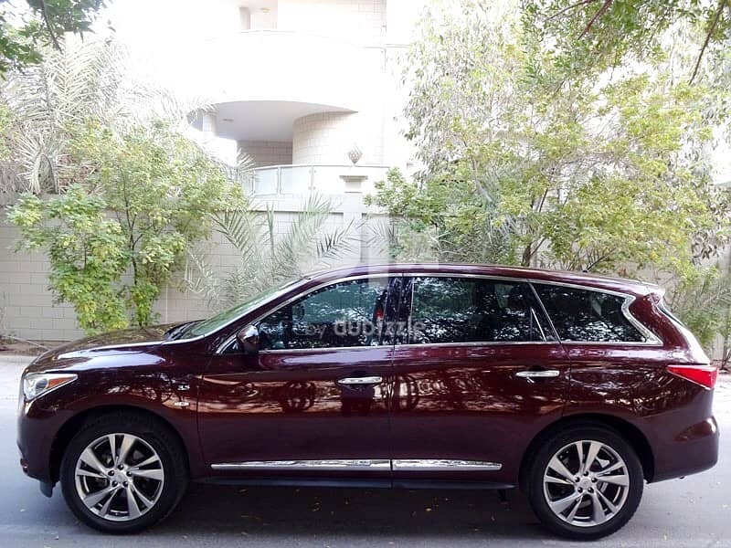 Full option and fully agent maintained Infinity QX60 for sale 4