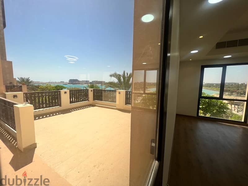 Private Beach access - Sea view- 3 br on Sale ( Direct  owner) 6