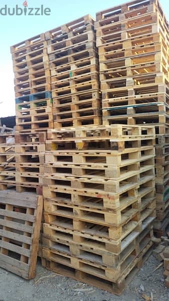 Used, recycled wooden pallets, wooden boxes, crates, liftvan etc 2