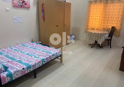 Room for sharing, rent including EW available from June -Kerala family