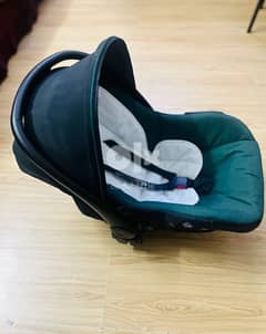 Mothercare infant car seater 0