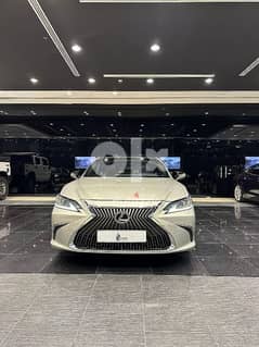 Lexus ES350 Model 2019 0