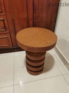 Coffee table / Bed side stand. 39591722