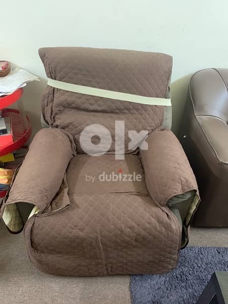 Recliner/Lazy boy  From Danube with Cover 0